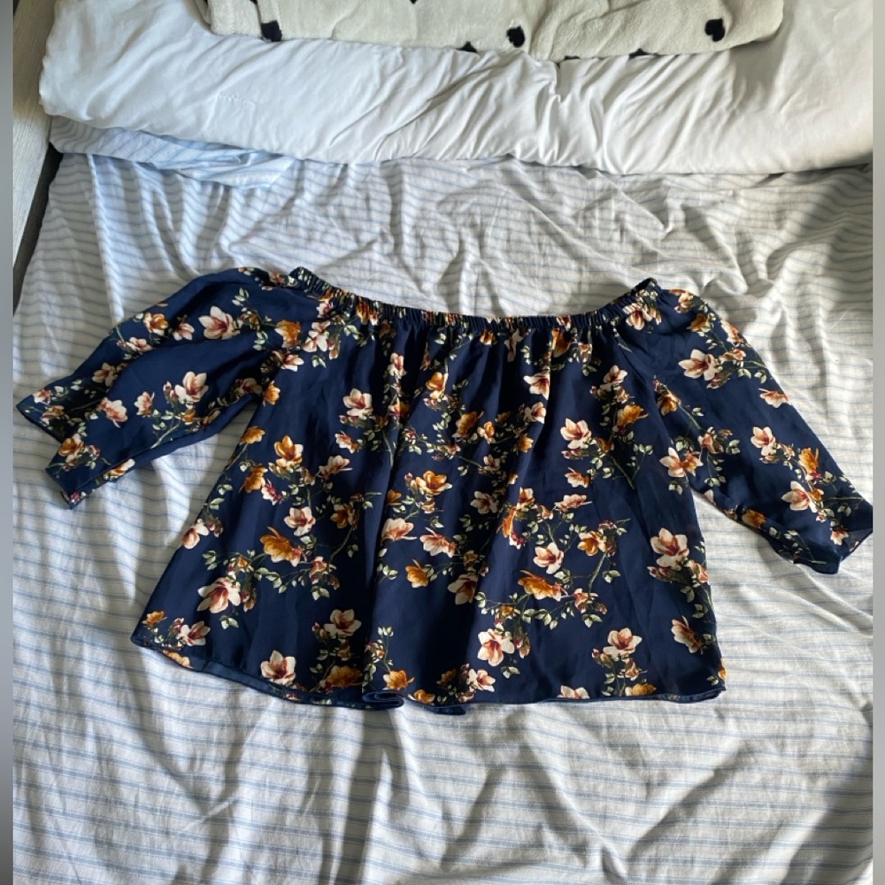 AMBIANCE | Floral Off-Shoulder Blouse